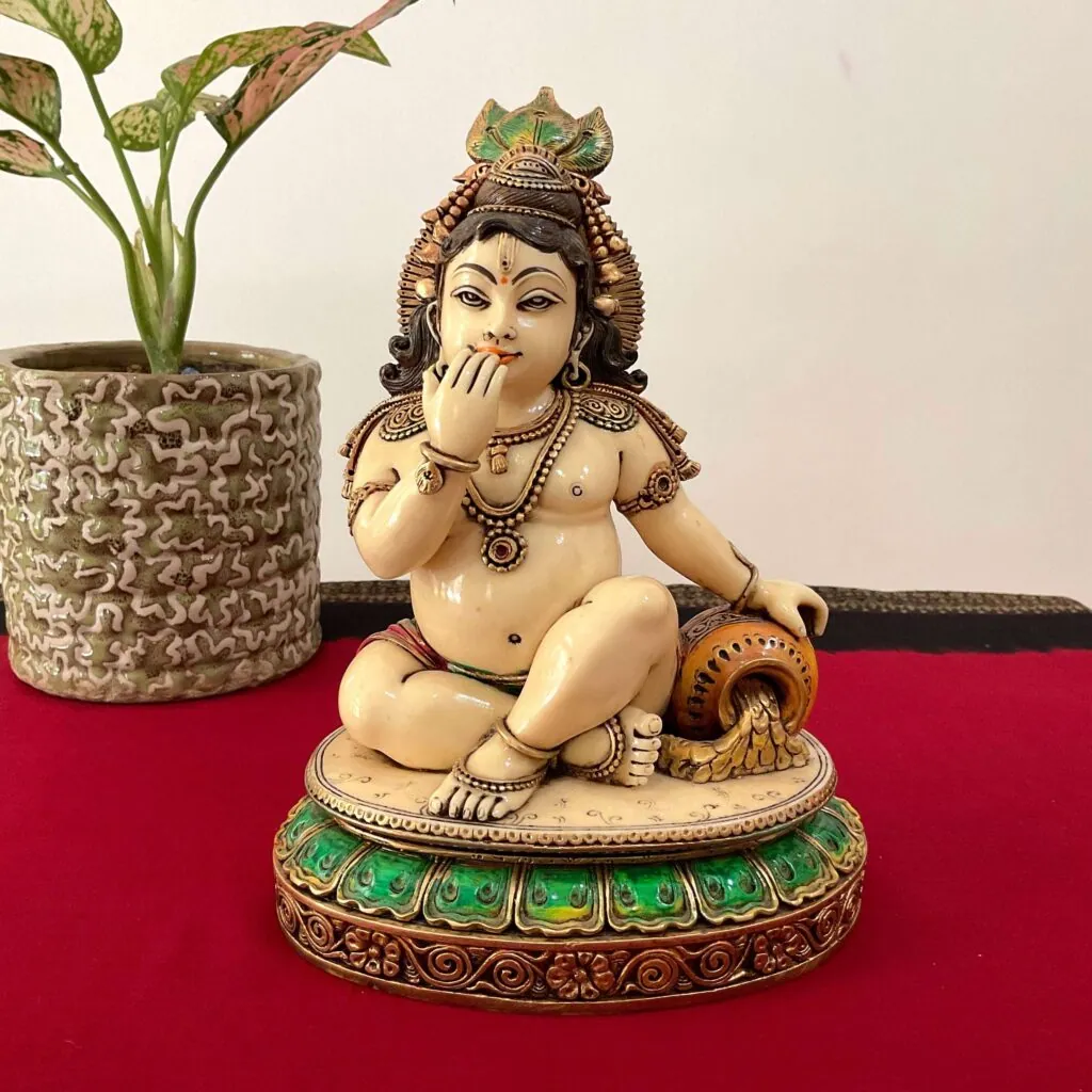 Bal Krishna Marble Statue, photo 1 of 4