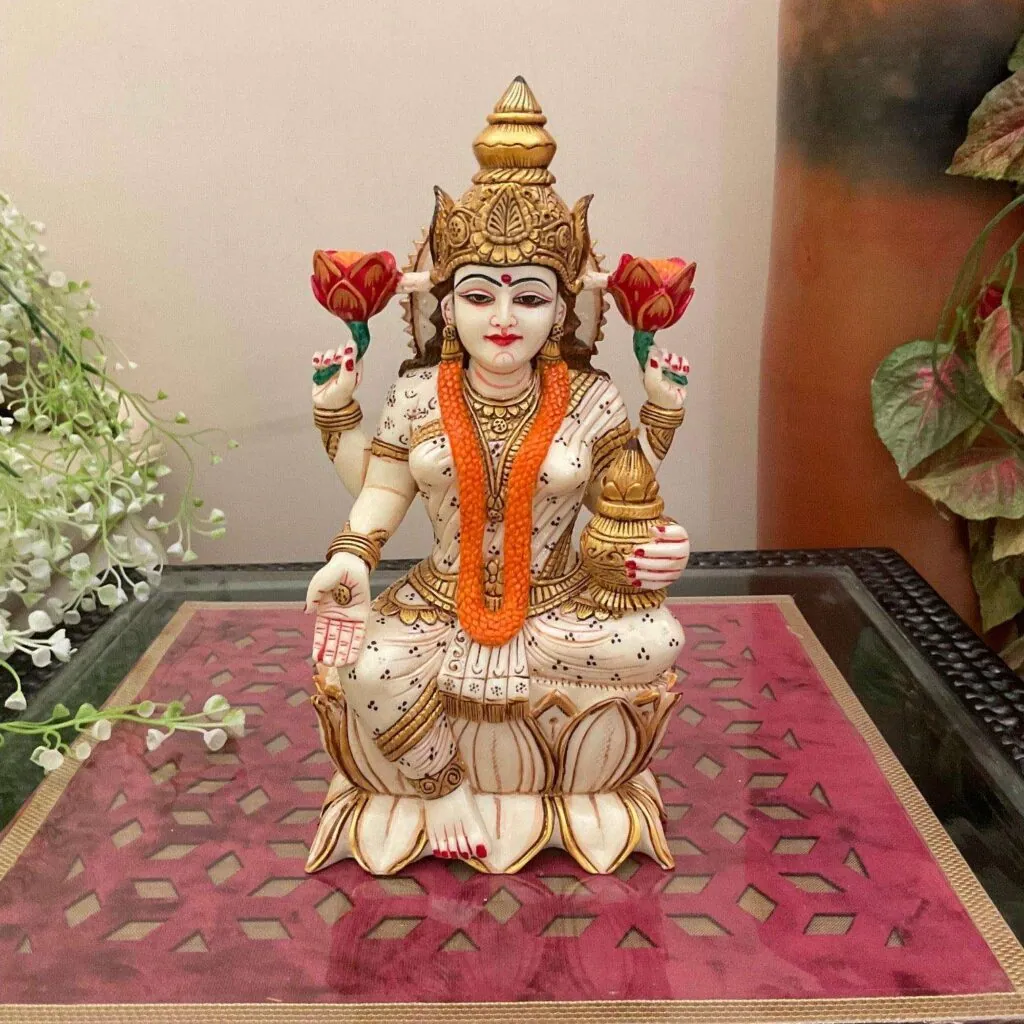 Seated Lakshmi Marble Statue, photo 1 of 4