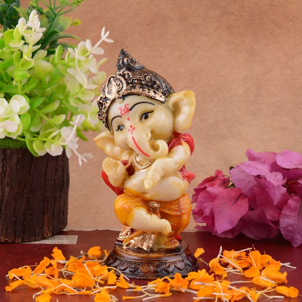 Resin Flute Playing Ganesha Idol, photo 1 of 4