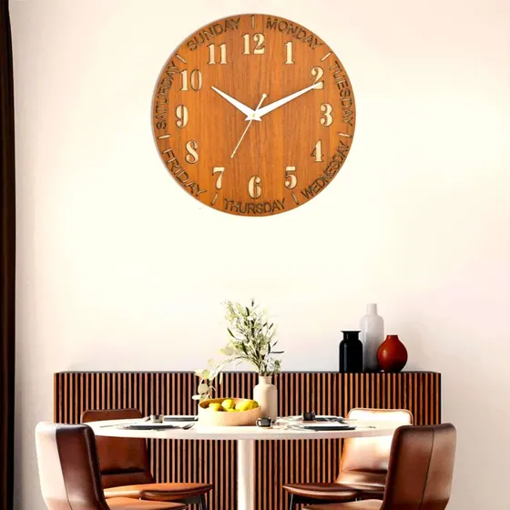 Round Wood Grain Wall Clock