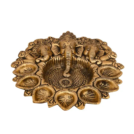Ganesha 7 Deepak Thali