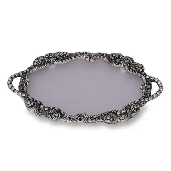 Metal And Fiber Small Oval Tray