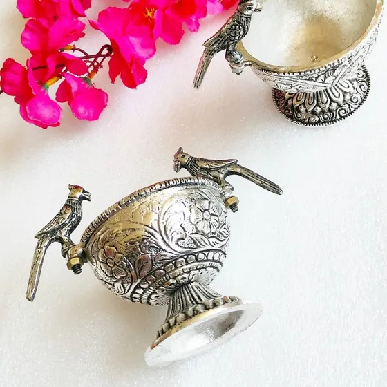 Parrot Bowl