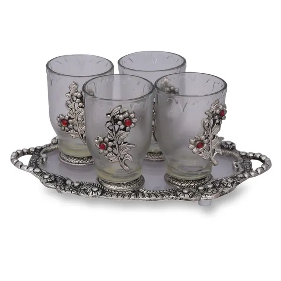 Four Glass And Small Oval Tray Set