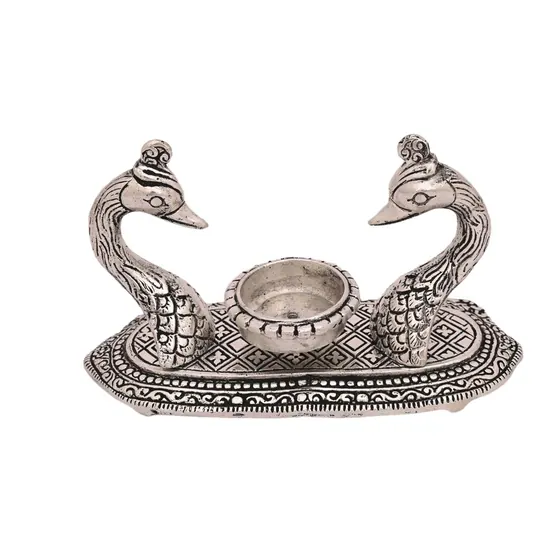 2 Swan Tealight Holder