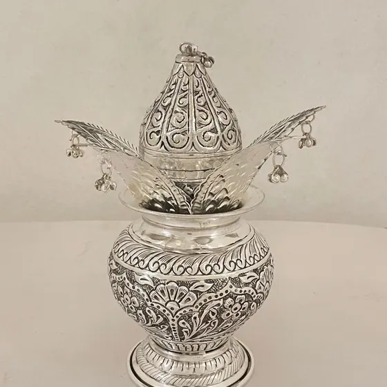 Kalash Nariyal New